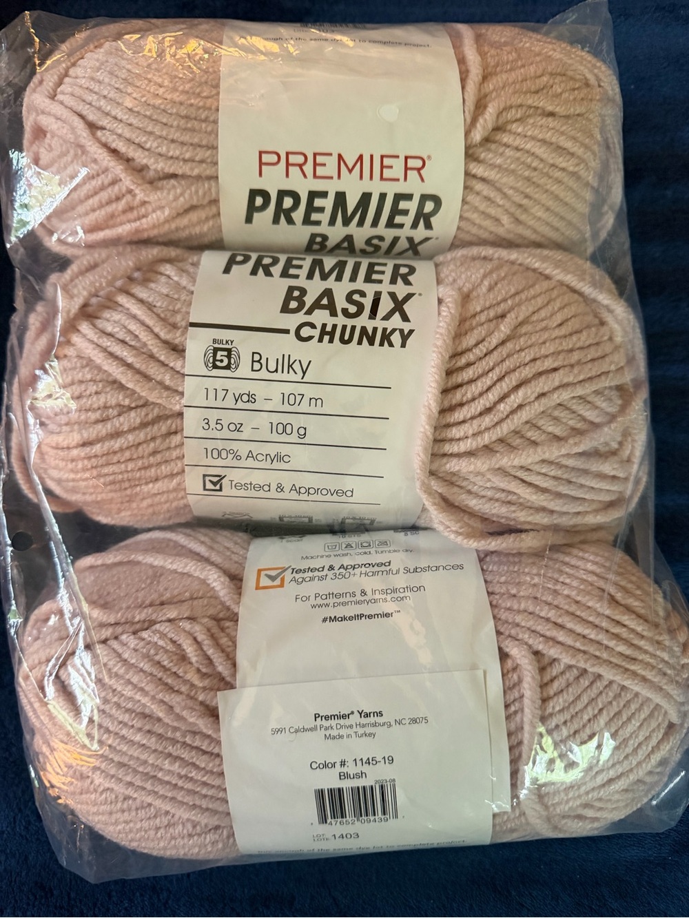 Premier Basix Chunky Yarn - Blush pink